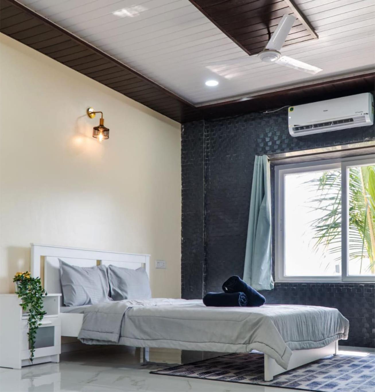 Green Crest Villa 罗纳瓦拉 外观 照片