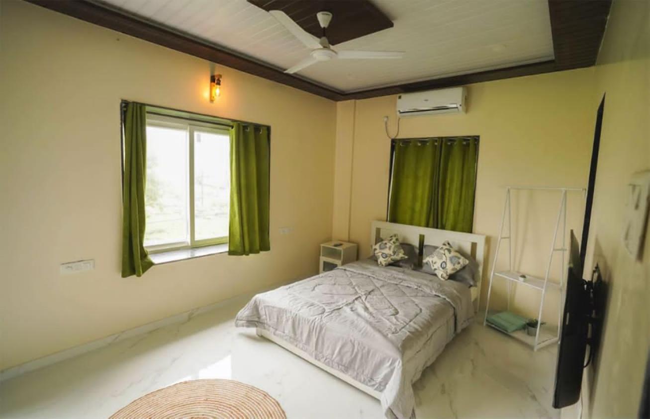 Green Crest Villa 罗纳瓦拉 外观 照片